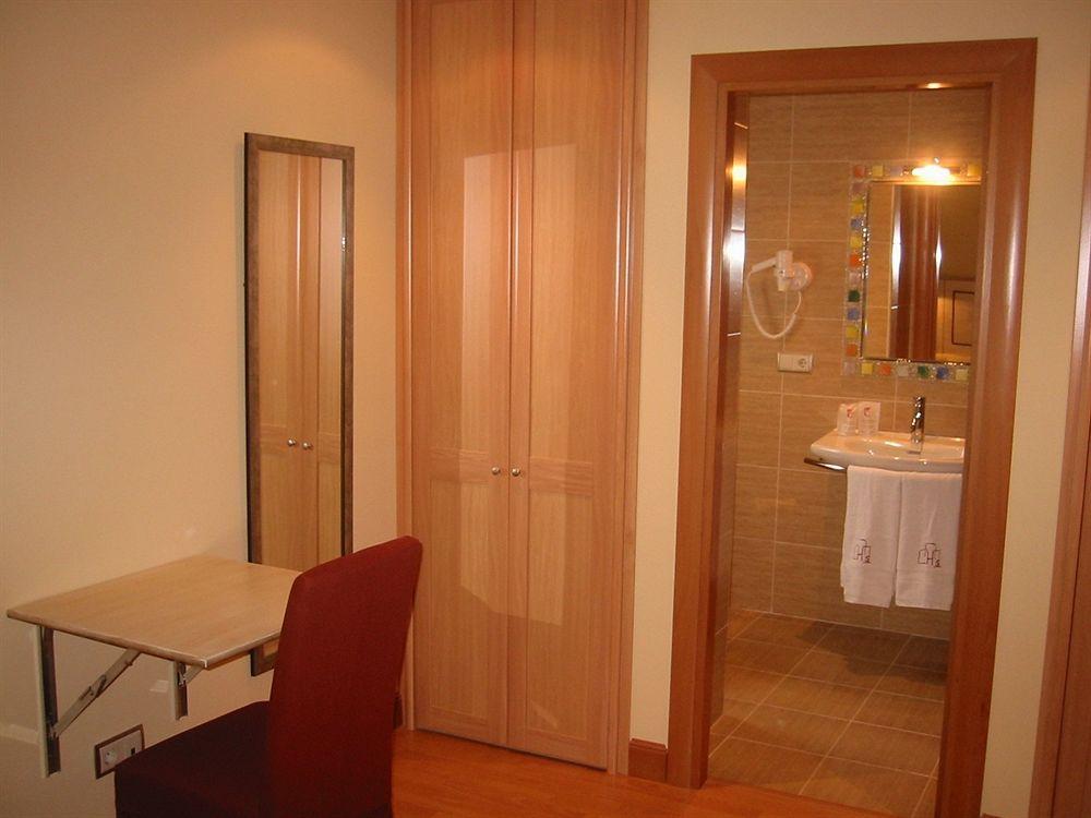 פמפלונה Hotel Castillo De Javier מראה חיצוני תמונה